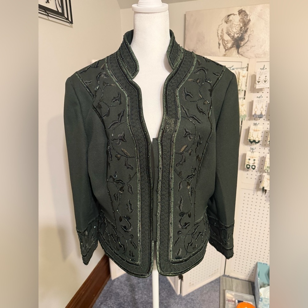 Vintage Dark Green Embroidered/Beaded Women's Blazer l PTP 21”